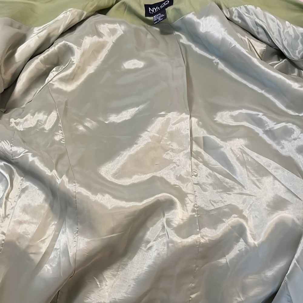 New York & Company Woman’s Chartreuse Linen Blend Notched Collar Boxy Blazer 14 - Picture 6 of 11